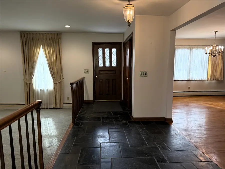 284 Ridgefield Road, Endicott, NY 13760 - #2