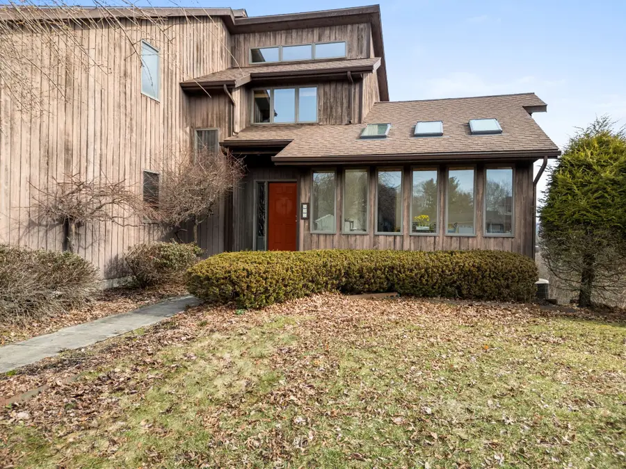 935 Springview Drive, Endicott, NY 13760 - #2