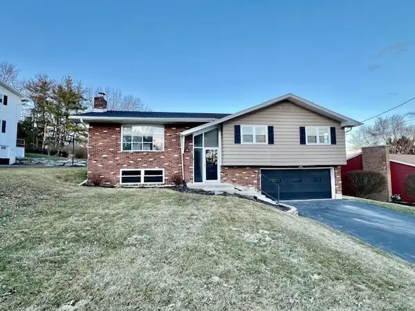 1016 Holly Lane Lane, Endicott, NY 13760