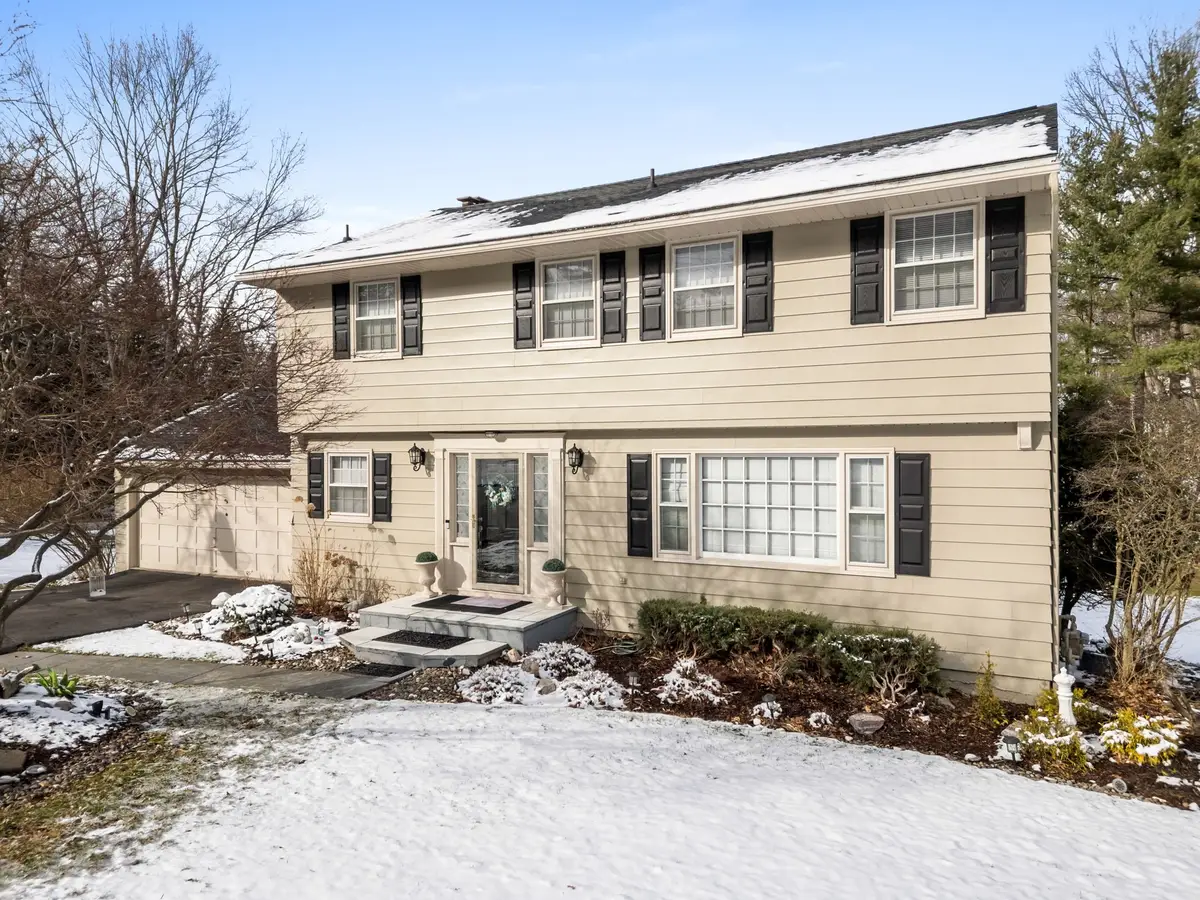 2401 Lynnhurst Drive, Vestal, NY 13850 - #1