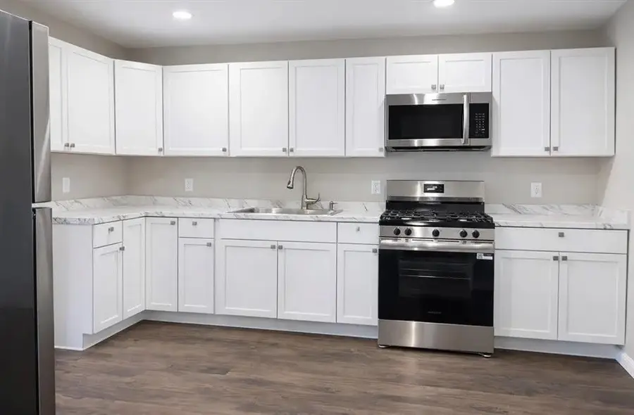 117 Badger Avenue, Endicott, NY 13760 - #2