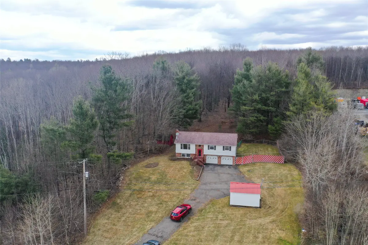 2320 Airport Rd, Johnson City, NY 13790 - #1