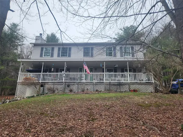 245 Powderhouse Rd, Vestal, NY 13850