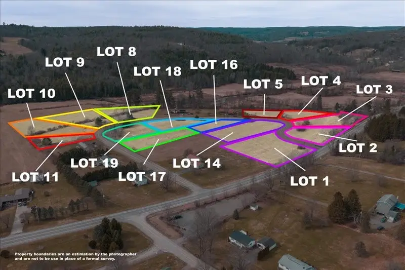 19 Brookside Lane, Chenango Forks, NY 13746 - #3