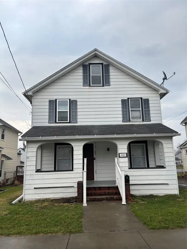 302 Squires Avenue, Endicott, NY 13760