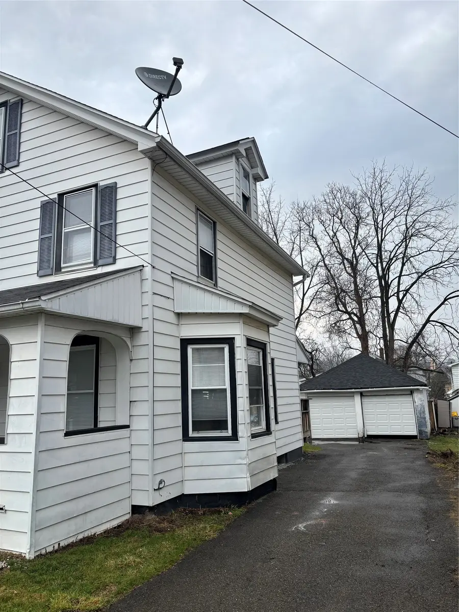 302 Squires Avenue, Endicott, NY 13760 - #2