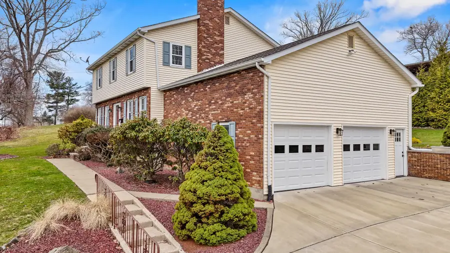 3719 Country Club Road, Endicott, NY 13760 - #2