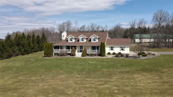 296 Hinsdale Rd, Whitney Point, NY 13862