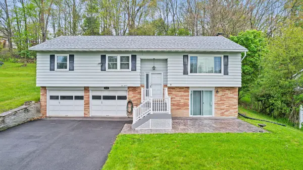 215 Jamaica Blvd, Endicott, NY 13760