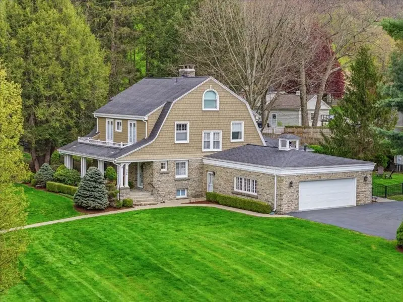 946 Vestal Avenue, Binghamton, NY 13903 - #2
