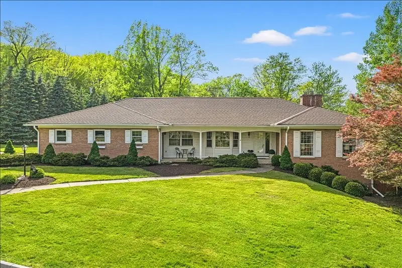 40 Larchmont Road, Binghamton, NY 13903 - #1