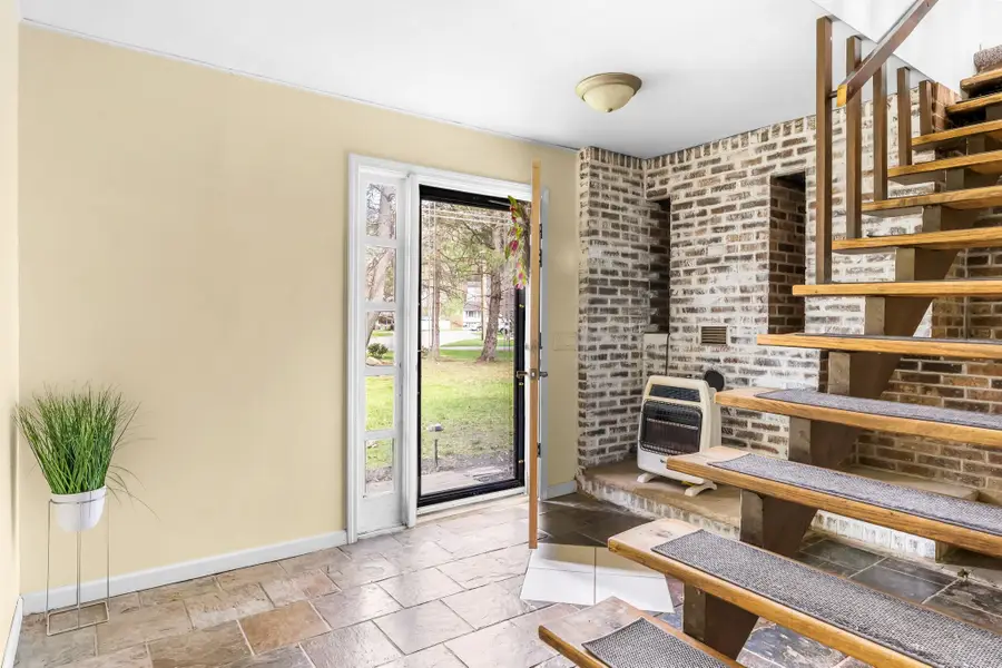 1819 Gary Drive, Vestal, NY 13850 - #3