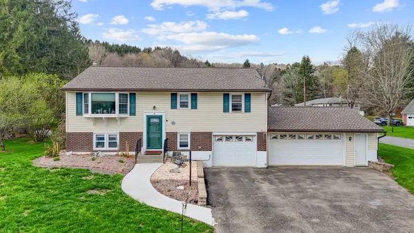 4 Preston Drive, Glen Aubrey, NY 13777