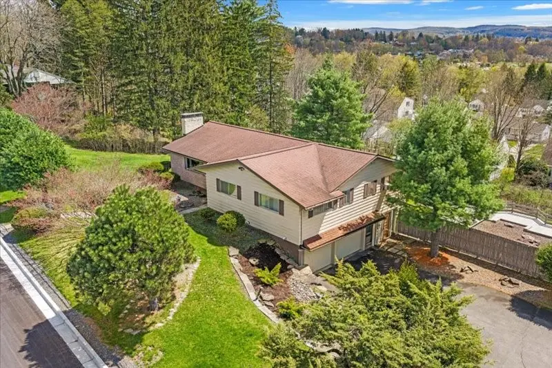 3628 Pheasant Lane, Endicott, NY 13760 - #1