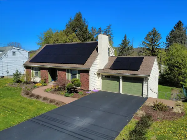 7 Brookside Avenue E, Apalachin, NY 13732