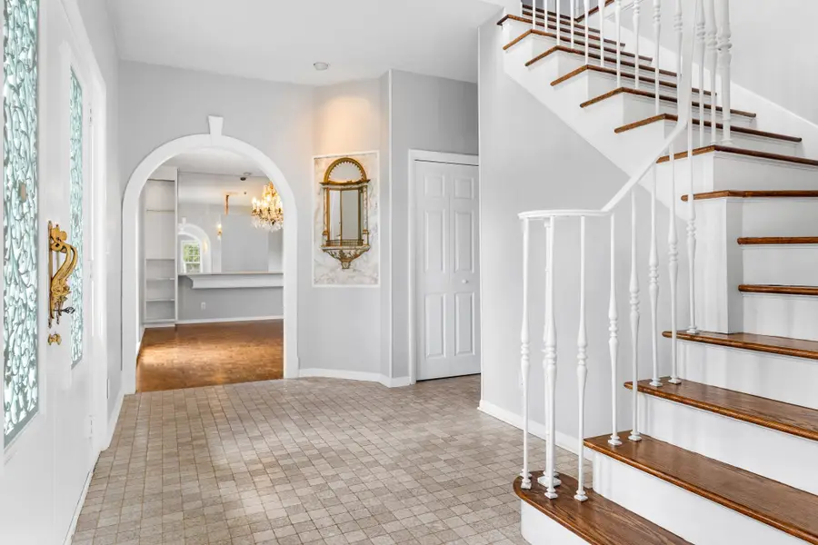 4525 Mansfield Road, Vestal, NY 13850 - #2