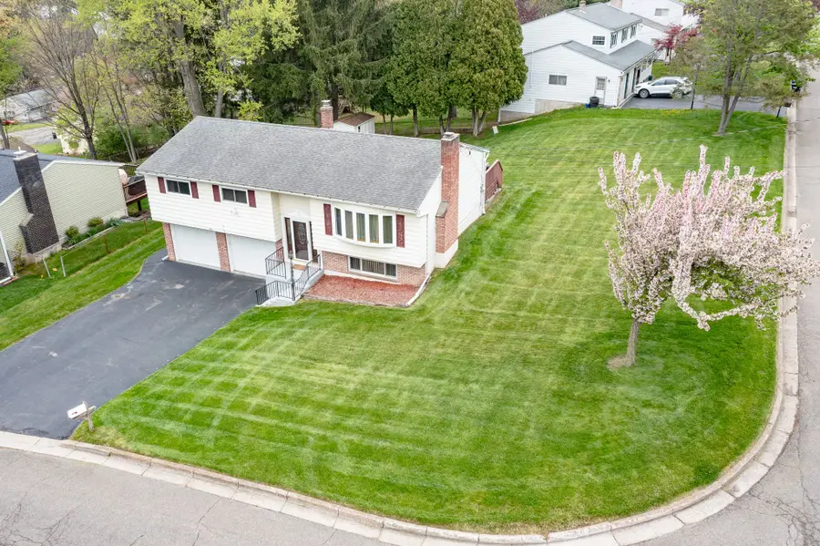 1009 Baylor Drive, Vestal, NY 13850 - #2