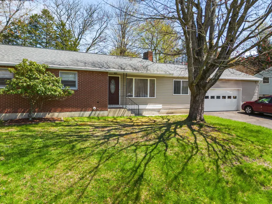 31 Brookside Avenue W, Apalachin, NY 13732 - #3