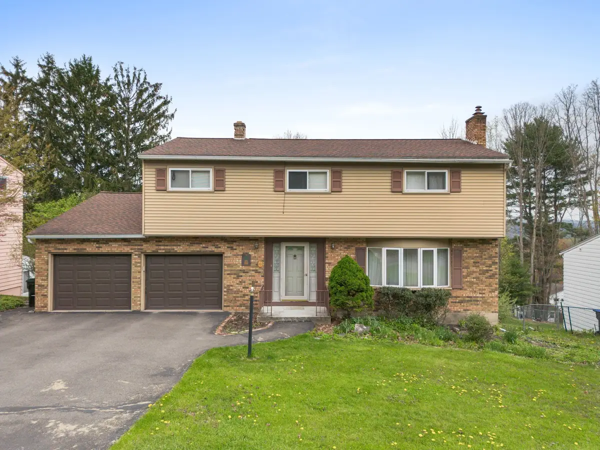 4609 Marshall Drive W, Vestal, NY 13850 - #1