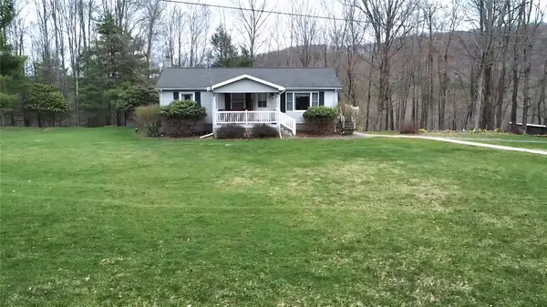 1566 John C Mcnamara Drive, Montrose, PA 18801