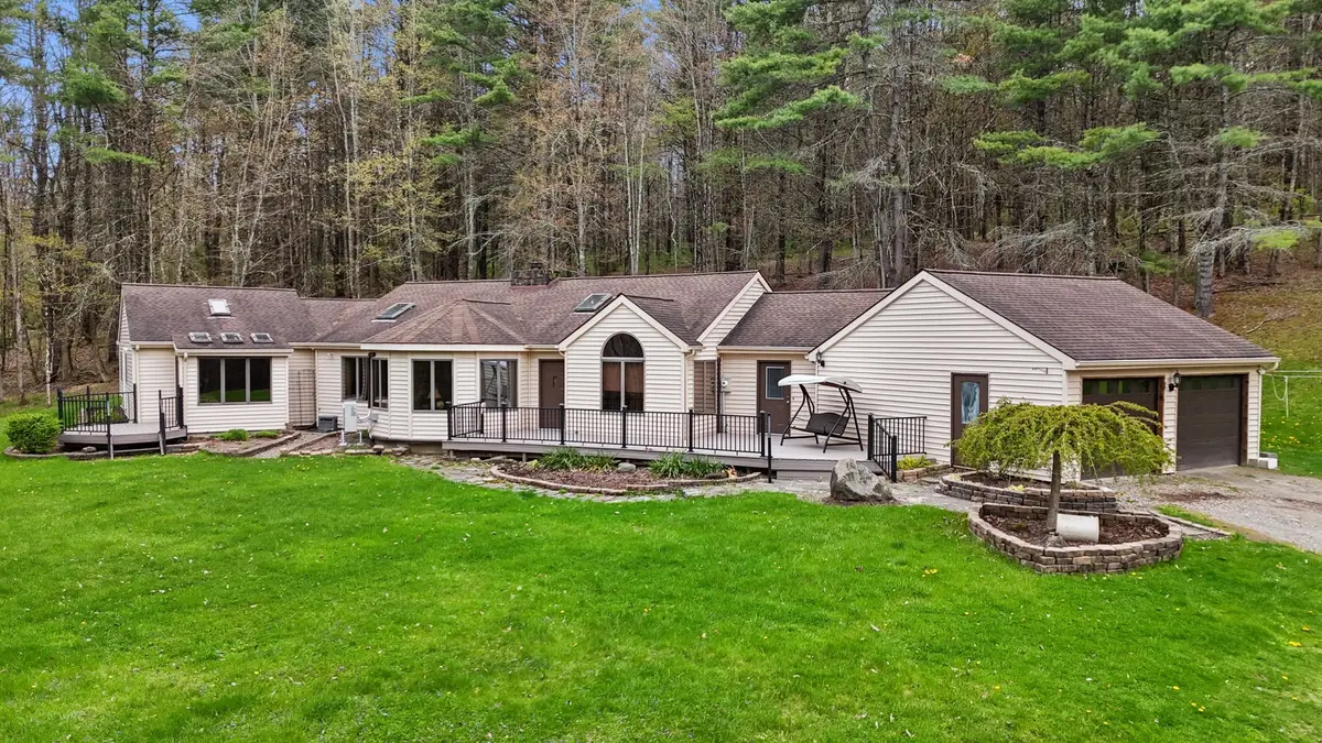 960 Long Creek Rd, Apalachin, NY 13732 - #1