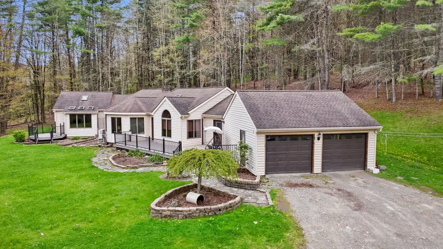960 Long Creek Rd, Apalachin, NY 13732 - #2