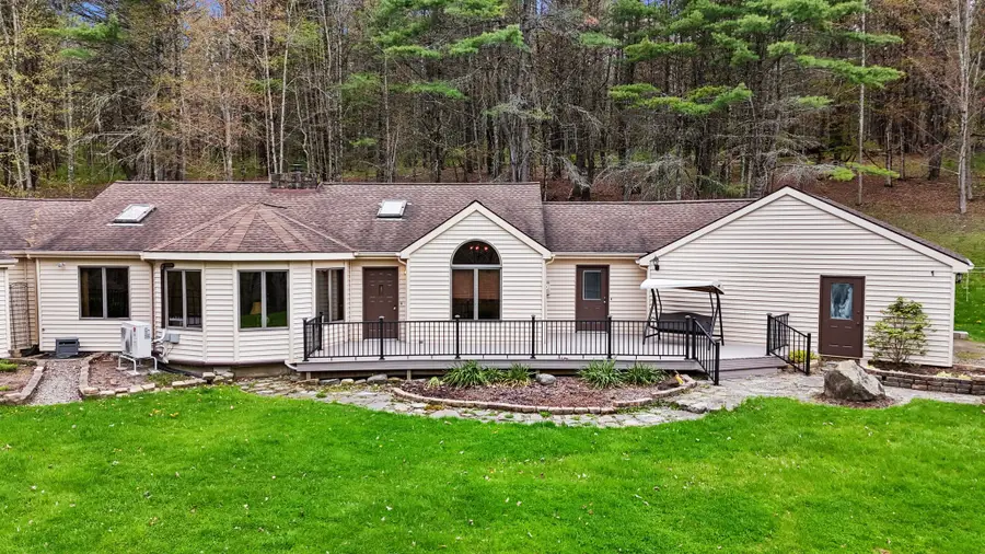 960 Long Creek Rd, Apalachin, NY 13732 - #3