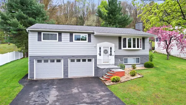 4104 Drexel Drive, Vestal, NY 13850