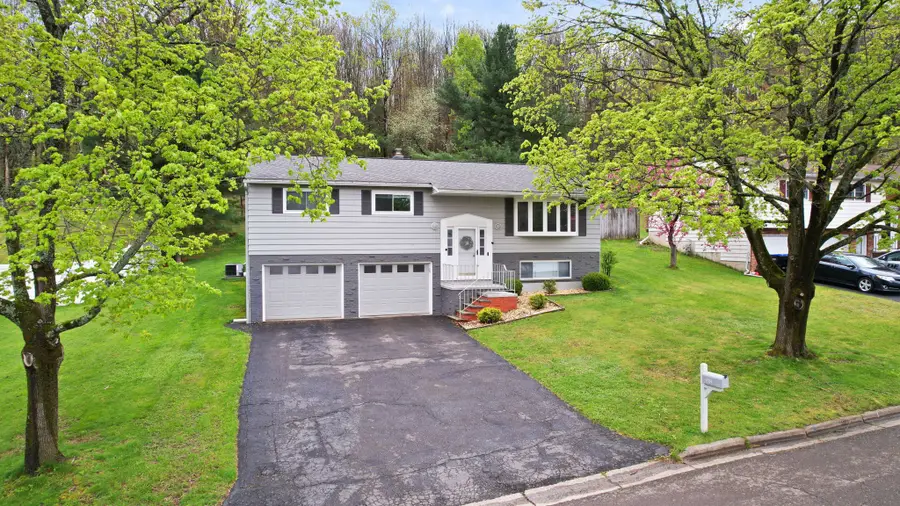 4104 Drexel Drive, Vestal, NY 13850 - #2