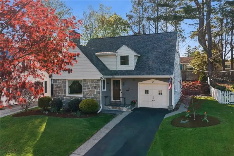 3 Edgecomb Road, Binghamton, NY 13905 - #1