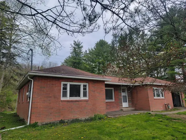 1015 Oakdale Road, Johnson City, NY 13790