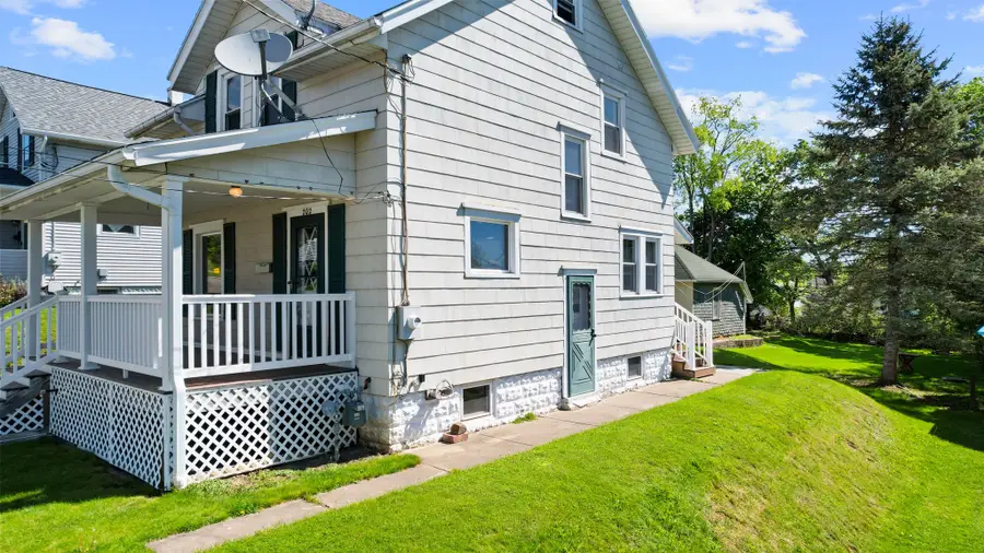202 Robble Ave, Endicott, NY 13760 - #3