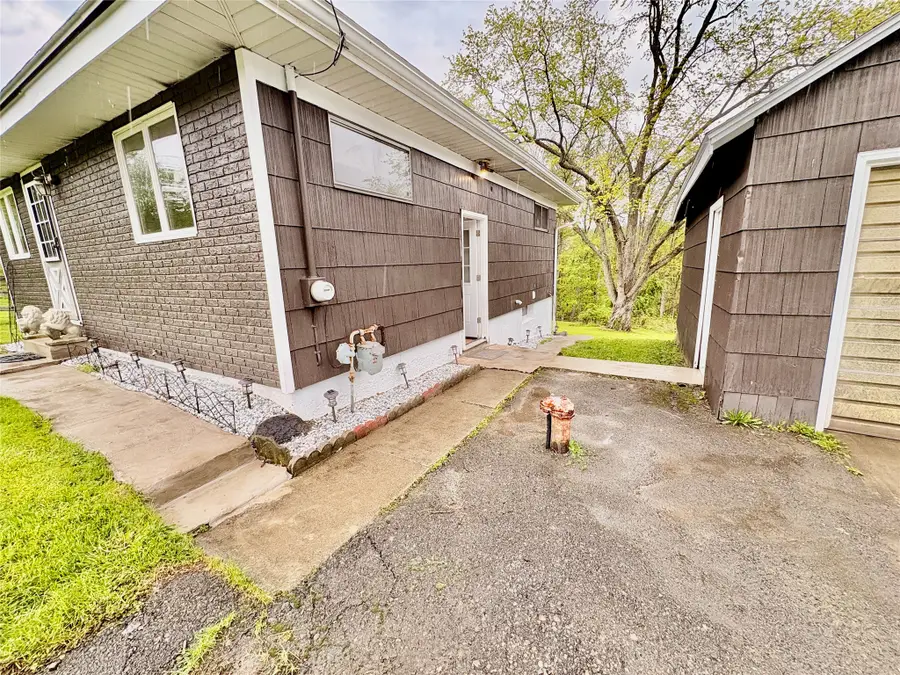 1008 Oakdale Road, Johnson City, NY 13790 - #2