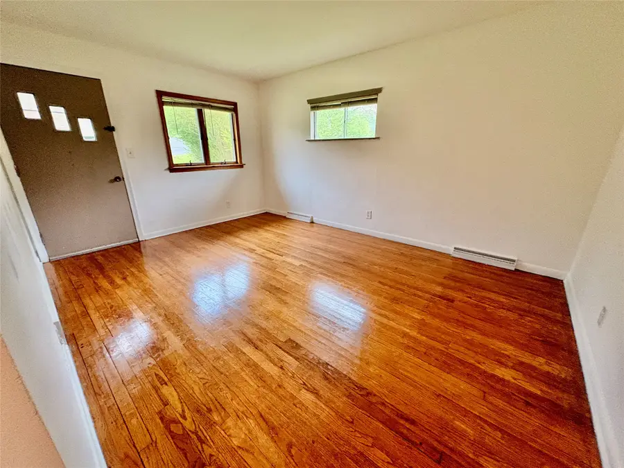 1008 Oakdale Road, Johnson City, NY 13790 - #3