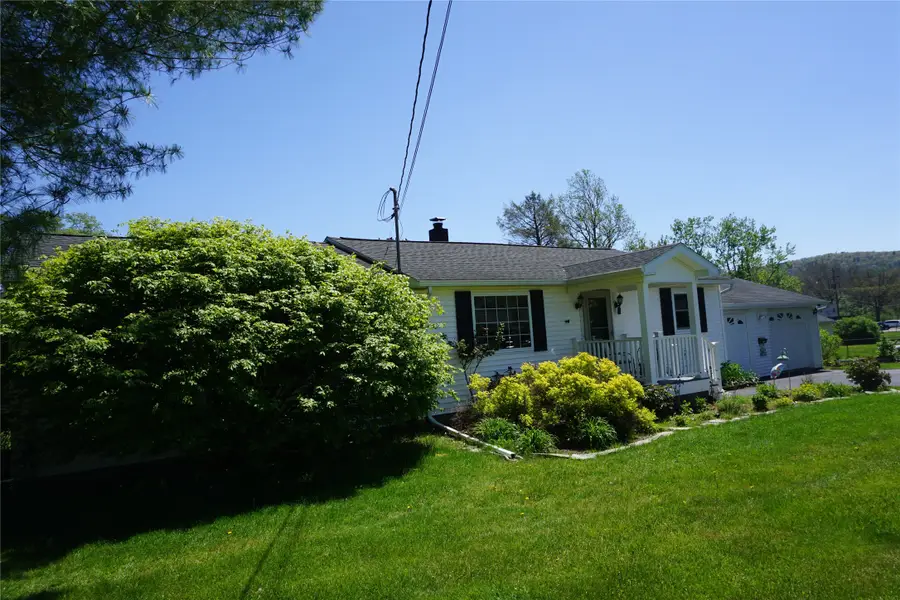 104 Eldredge Drive, Vestal, NY 13850 - #3