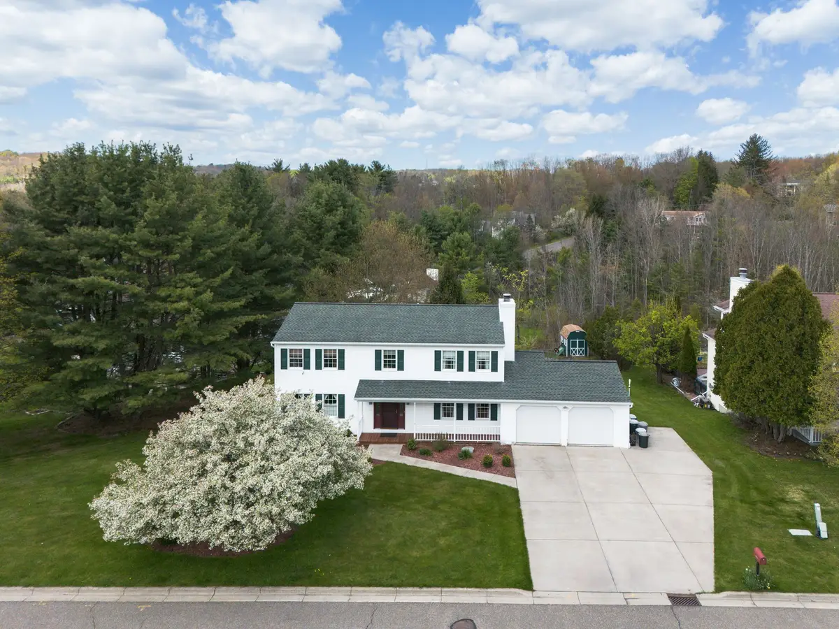 1003 Debonair Drive, Endicott, NY 13760 - #1