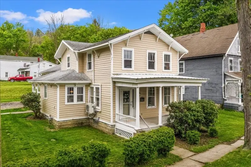159 Temple St, Owego, NY 13827 - #1