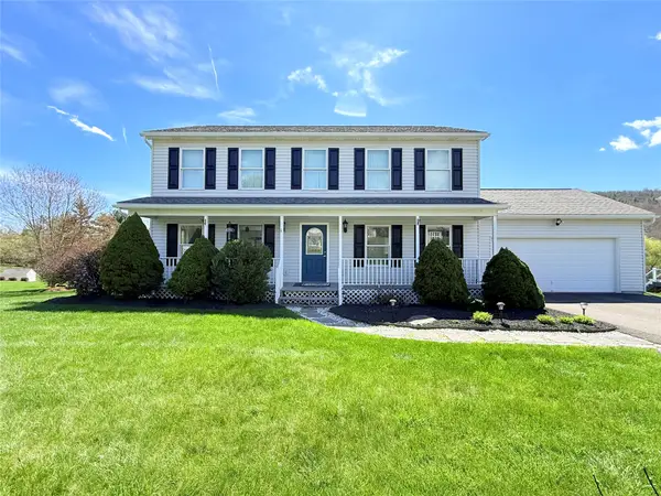 12 Antonio Court, Endicott, NY 13760