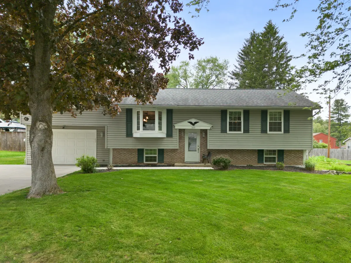 323 Rayelene Drive, Vestal, NY 13850 - #1