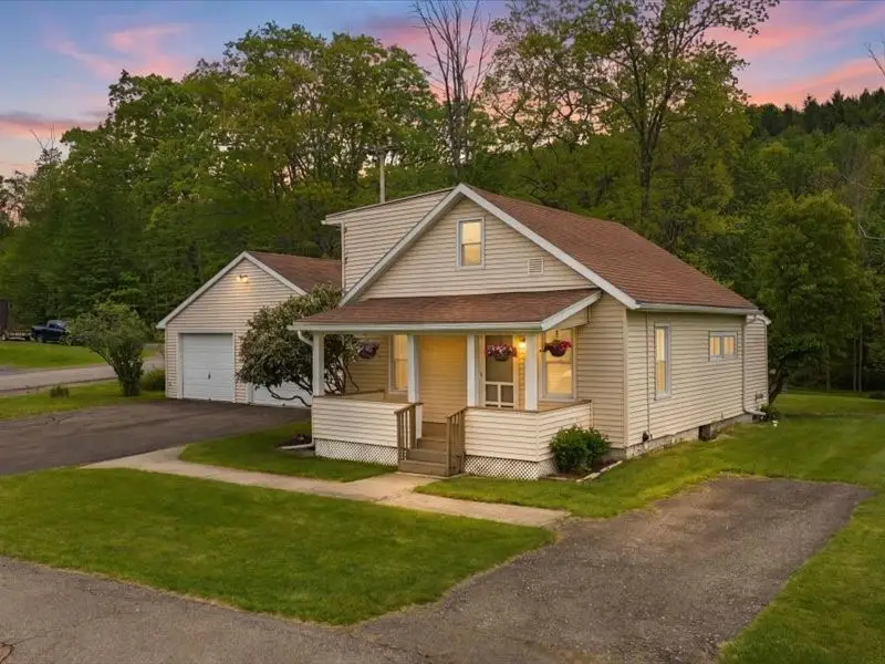 3486 Everline Street, Binghamton, NY 13903 - #2