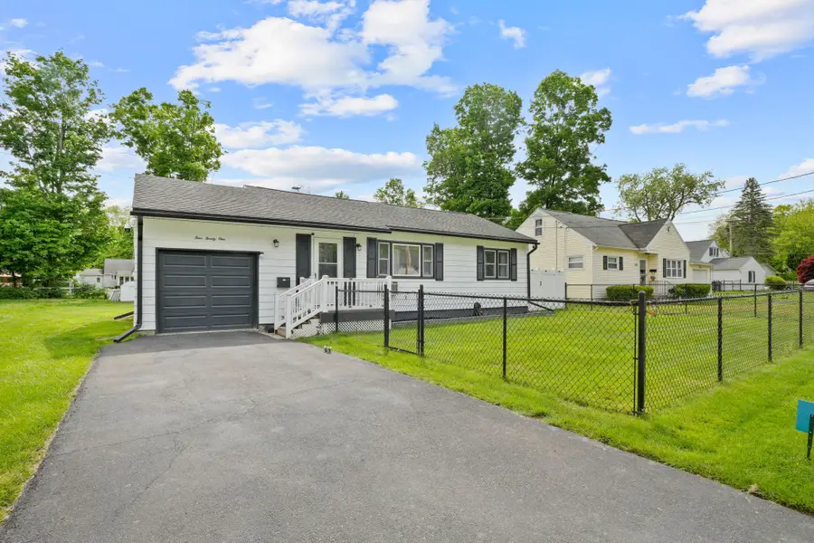 421 Elmhaven Drive, Vestal, NY 13850 - #2