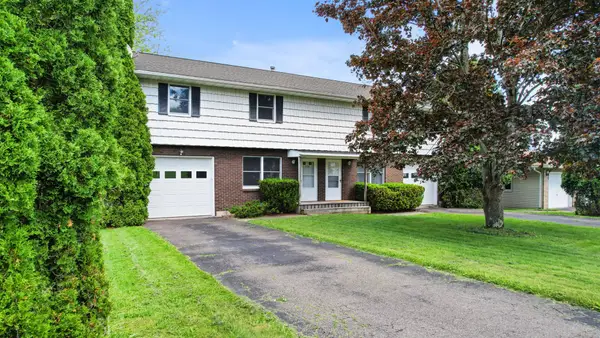 728 Prescott Avenue, Endicott, NY 13760