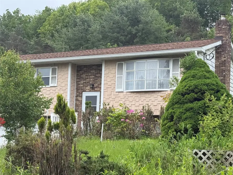 817 Oakdale Road, Johnson City, NY 13790 - #2