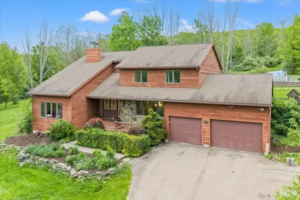 640 Powderhouse Rd, Vestal, NY 13850