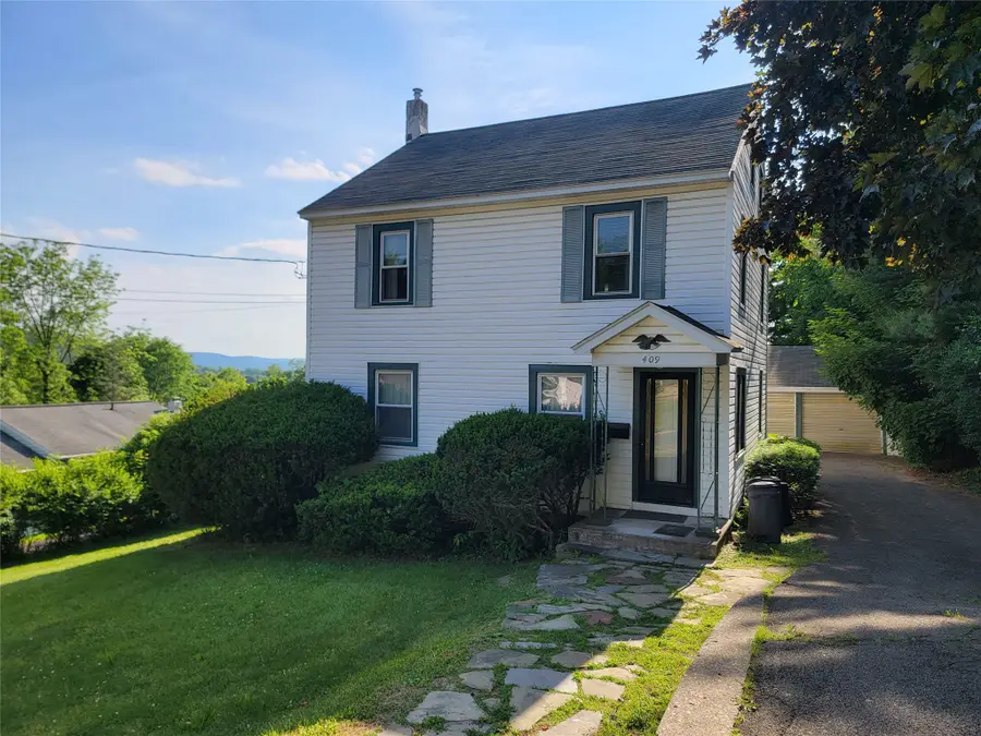 409 N Oak Avenue, Endicott, NY 13760 - #2