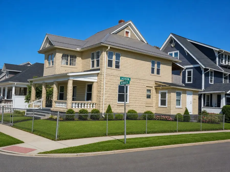 1909 Monroe Street, Endicott, NY 13760 - #2
