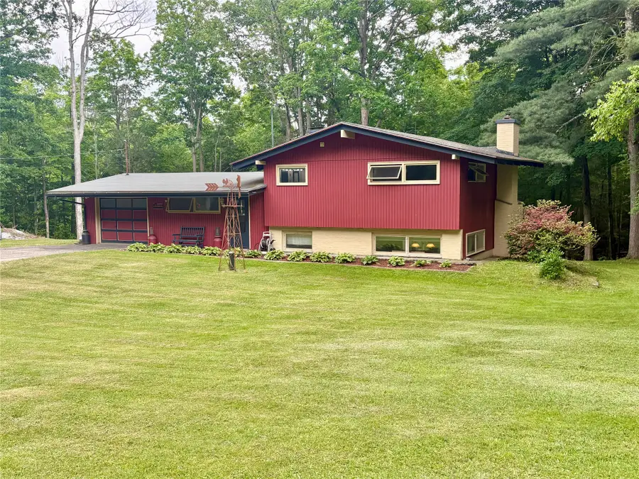 1862 Hawleyton Road, Binghamton, NY 13903 - #2