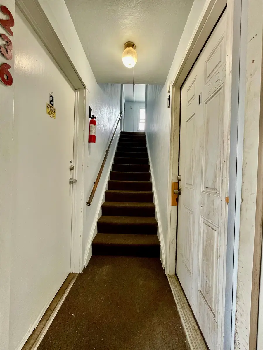12 Delaware Ave, Endicott, NY 13760 - #3