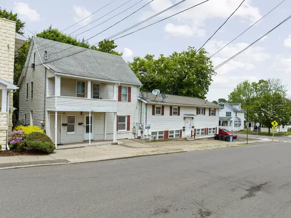 301 Squires Avenue, Endicott, NY 13760