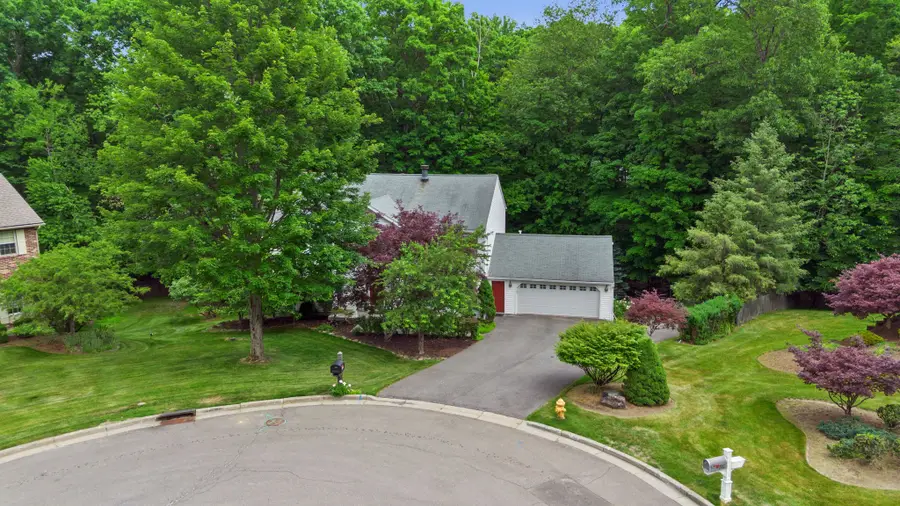2517 Oak Hollow Road, Vestal, NY 13850 - #3